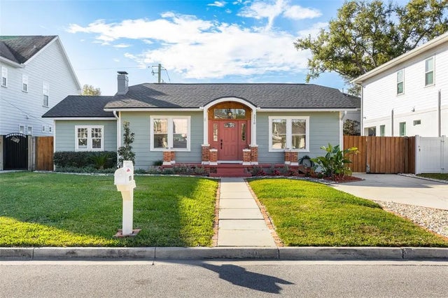 3510 W Leona Street, TAMPA