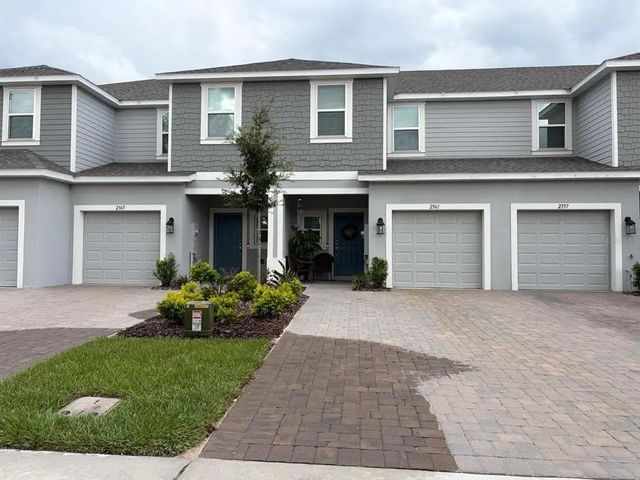 2561 Penguin Boulevard, DAVENPORT