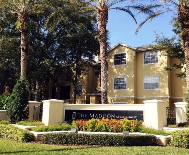 2674 Robert Trent Jones Drive 334, ORLANDO