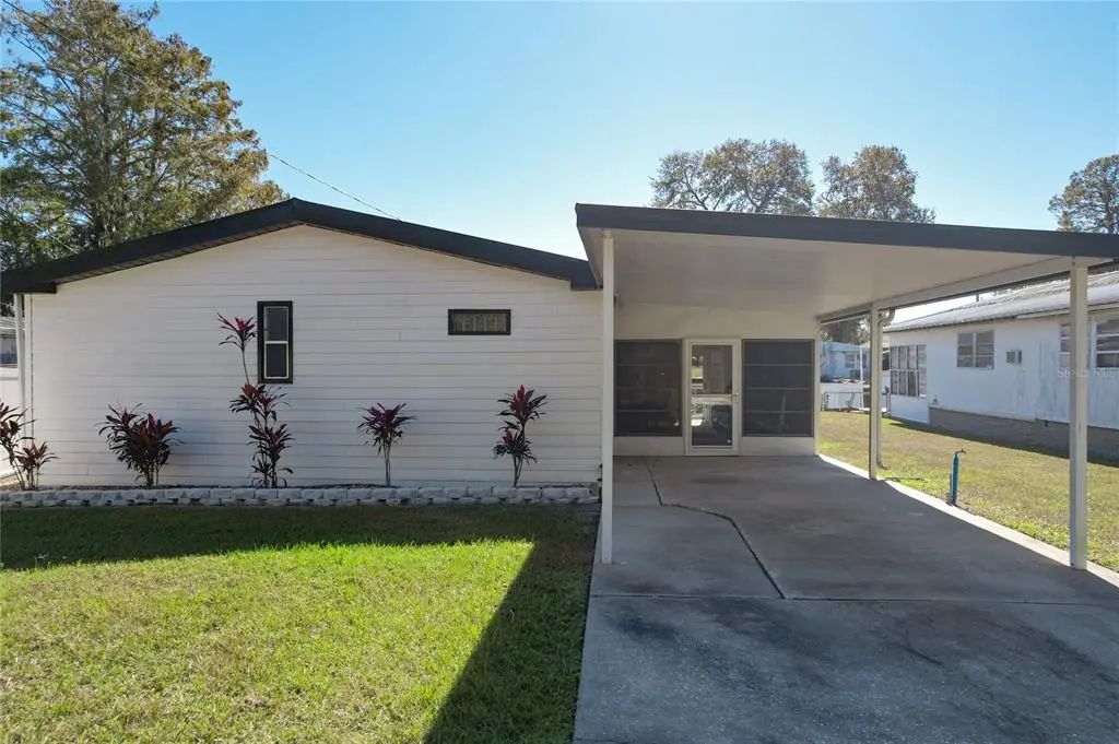 13426 Palm Drive, ASTATULA