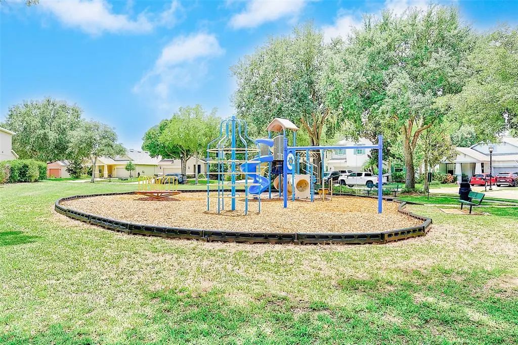33 of 39 - 2917 Winglewood Circle, LUTZ, FL