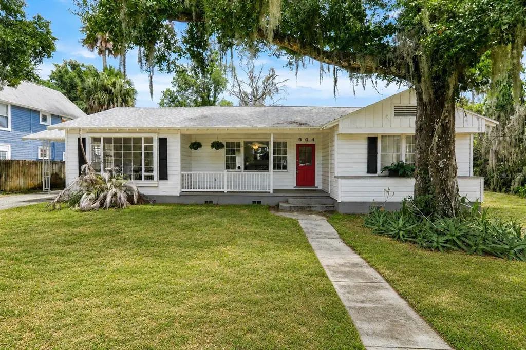 504 E Citrus Ave, EUSTIS