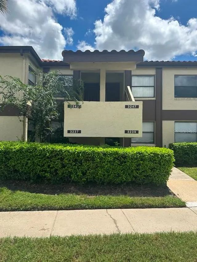 3245 Candle Ridge Drive 203, ORLANDO