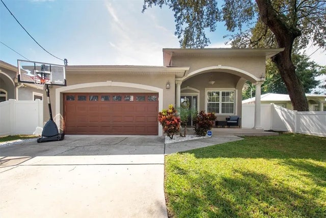 8930 N Newport Avenue, TAMPA