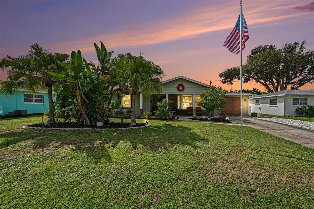 412 Redwood Road, VENICE
