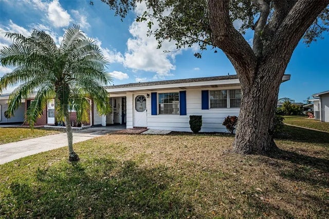 10022 Lily Street N N, PINELLAS PARK