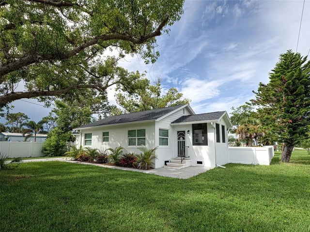 611 W Wentworth Street, ENGLEWOOD