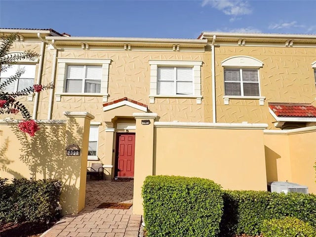 2398 Bella Vista Drive, DAVENPORT