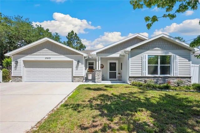 37673 Dixie Avenue, DADE CITY