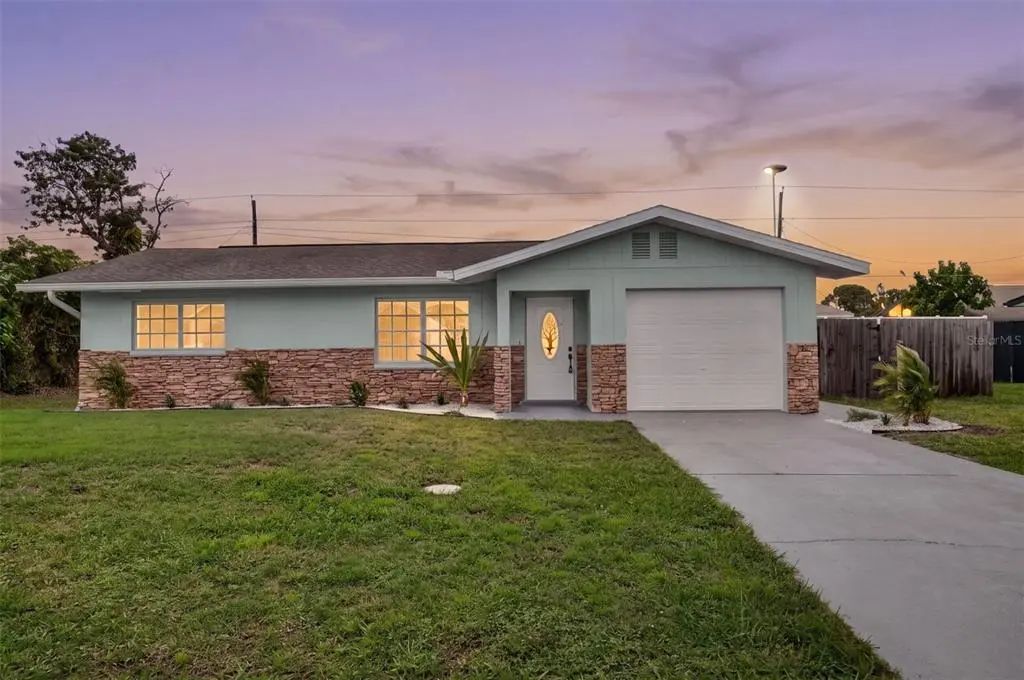 1072 Olympia Road, VENICE