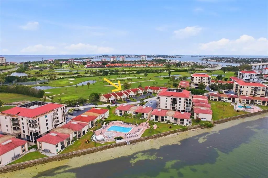 6140 Sun Boulevard 7, ST. PETERSBURG