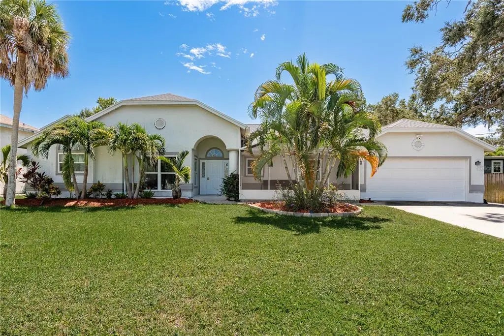 161 Lake Shore Drive W, PALM HARBOR