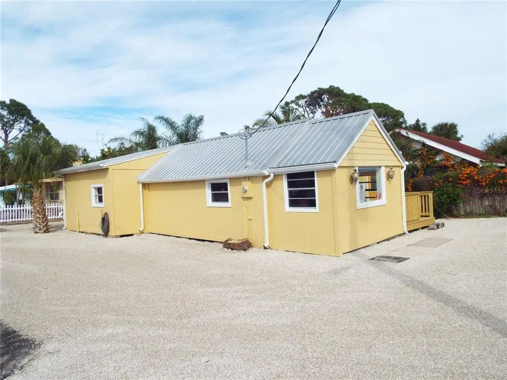 150 E Bay Heights Road, ENGLEWOOD