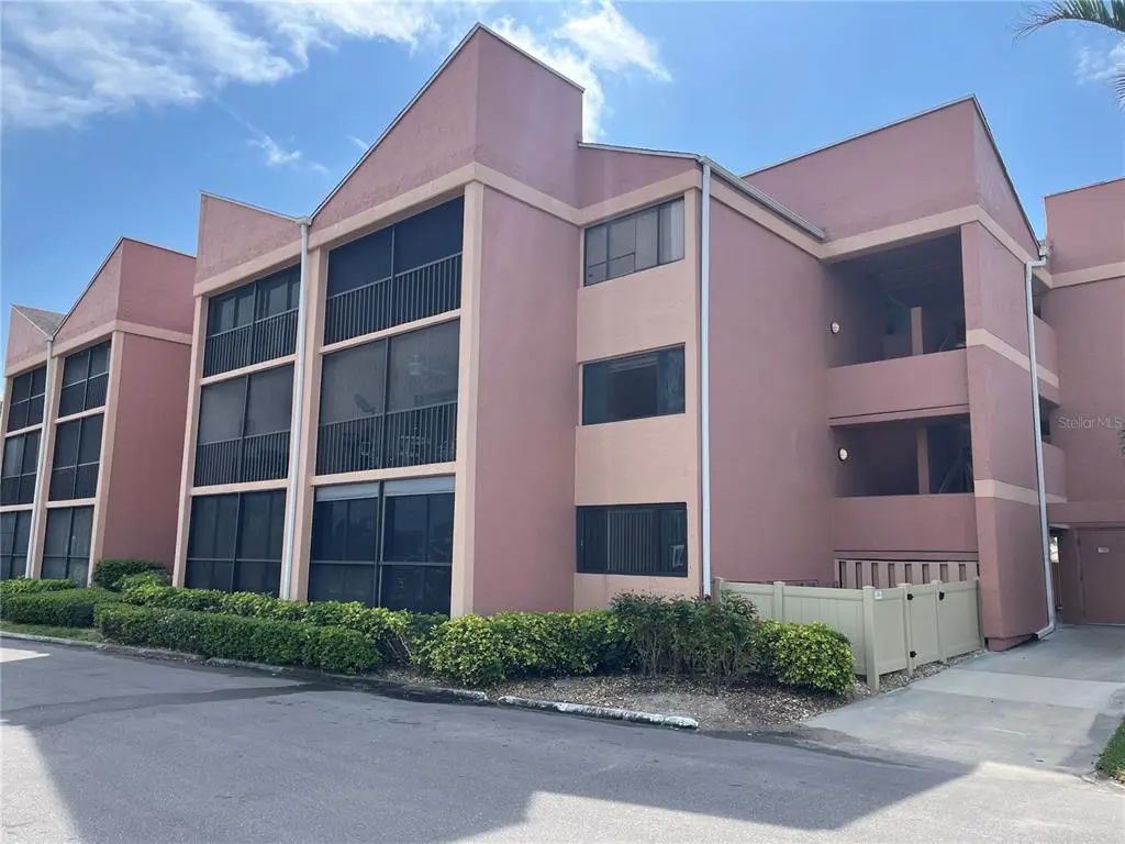 3160 Matecumbe Key Road 235, PUNTA GORDA