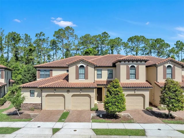 8215 Roseville Boulevard, DAVENPORT