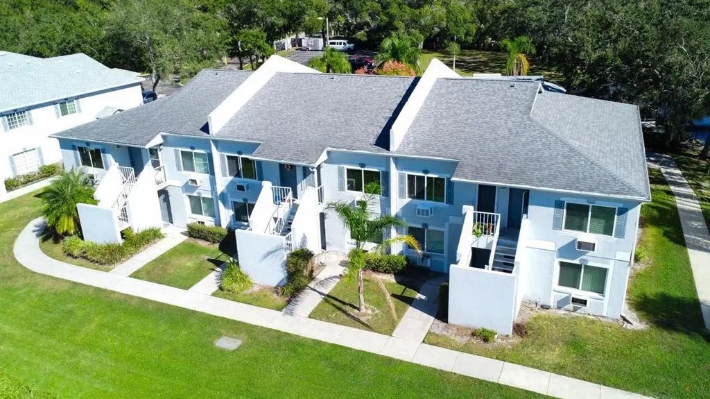 4148 Dolphin Drive 3, TAMPA