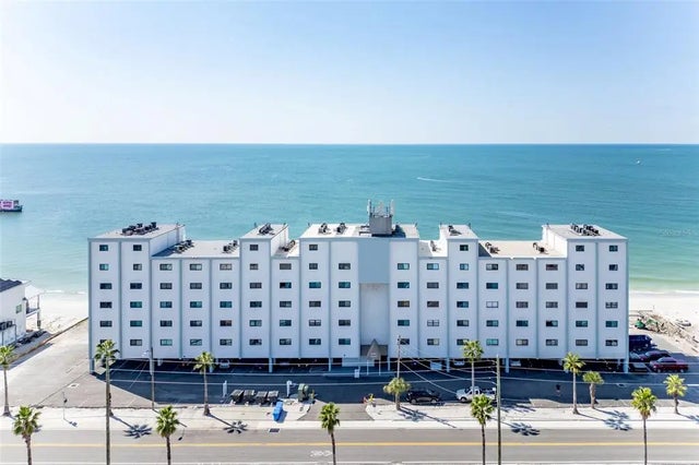 8470 W Gulf Boulevard 406, TREASURE ISLAND