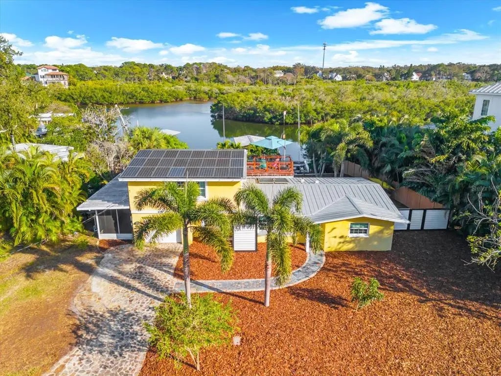 628 Mayo Street, PALM HARBOR