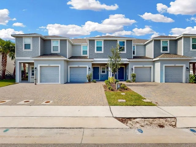 3002 Canary Avenue, DAVENPORT