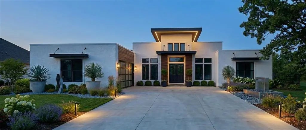 Photo of Listing #O6391763