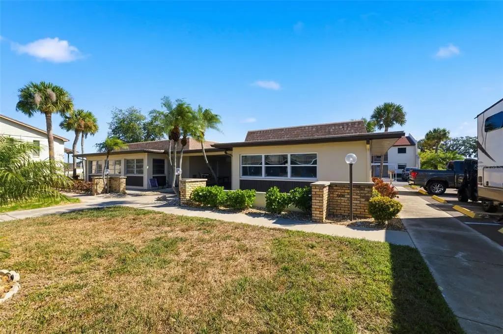 5153 Turquoise Lane 102, NEW PORT RICHEY