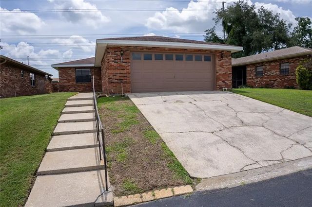 661 Lake Carolyn Circle, LAKELAND