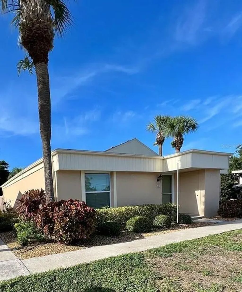 6301 Manatee Avenue W, BRADENTON