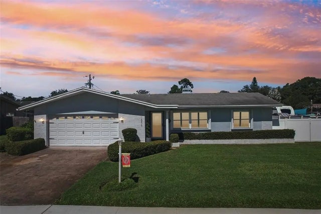 1586 Rosery Road Ne, LARGO