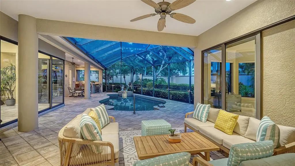 8889 Enclave Court, SARASOTA