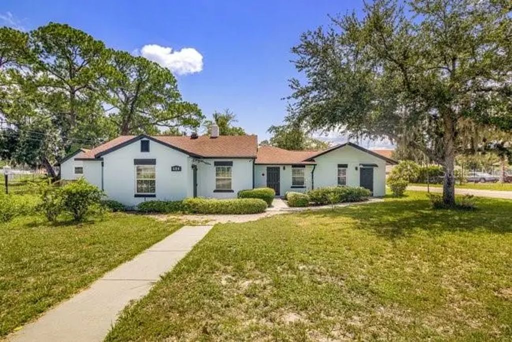604 N Sinclair Avenue, TAVARES