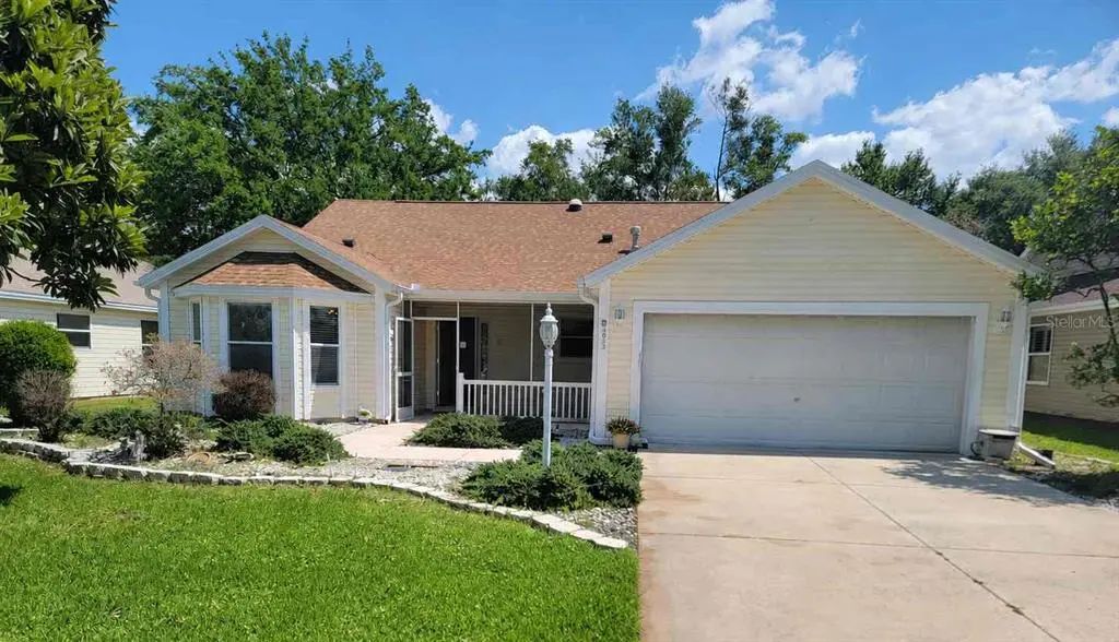 1033 Oak Forest Drive, THE VILLAGES