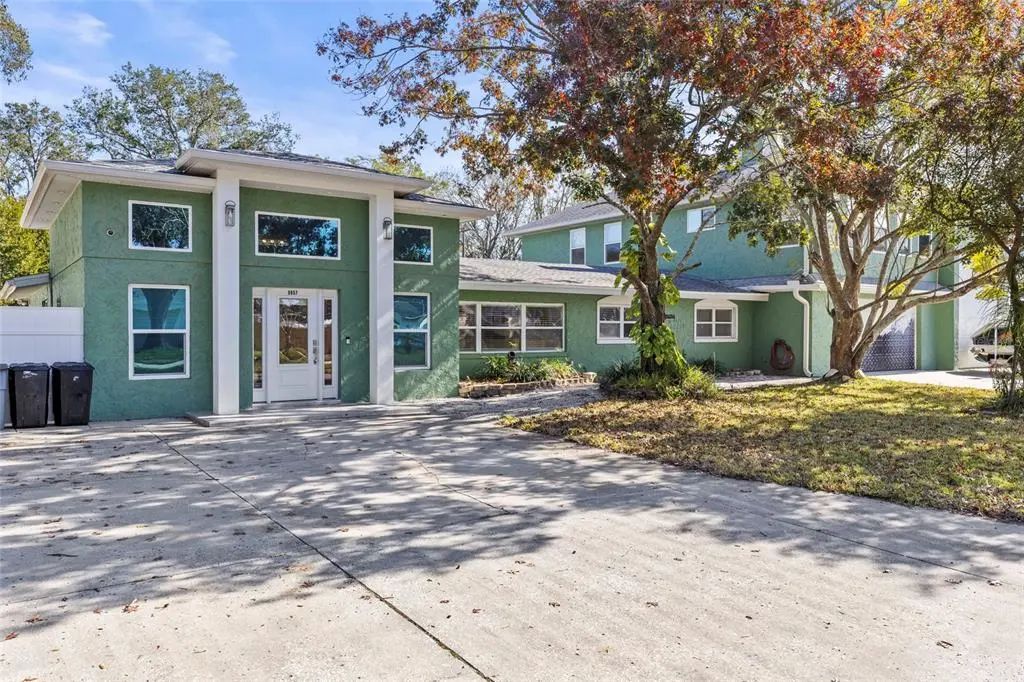5657 Oceanic Road, HOLIDAY