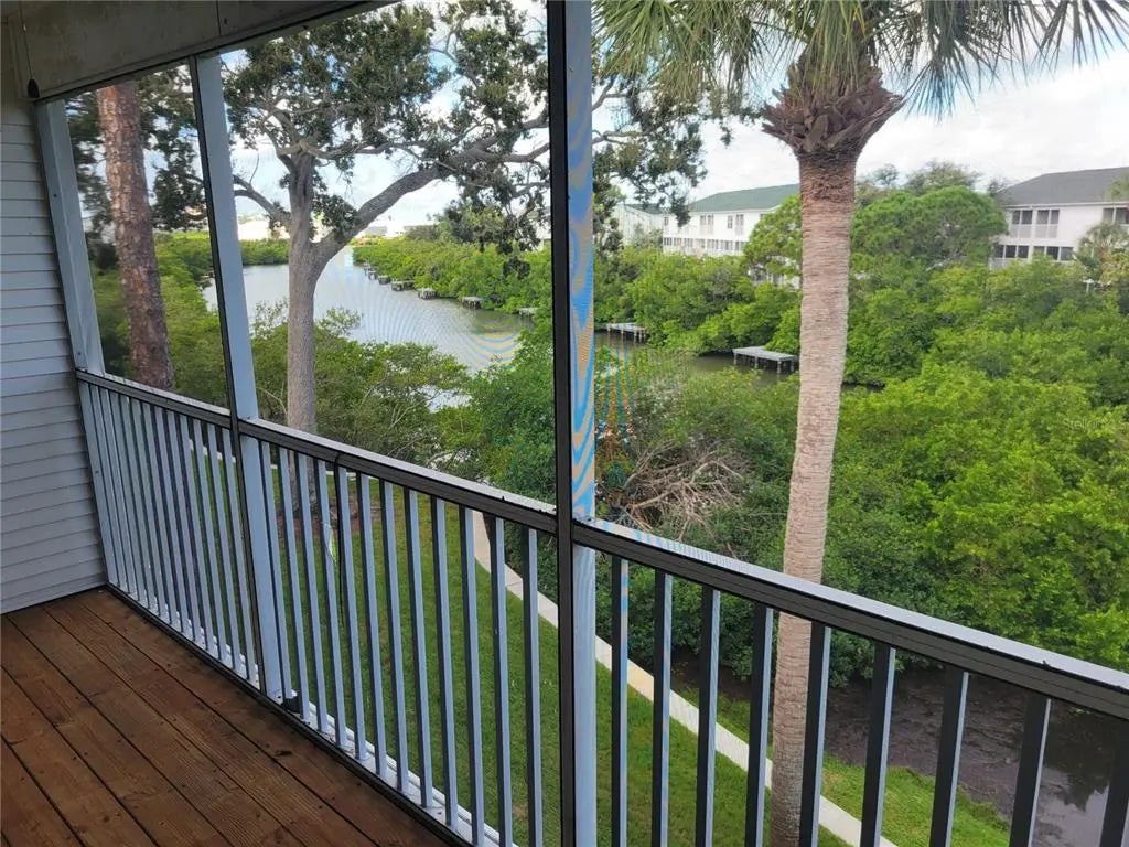 9976 Indian Key Trail 7, SEMINOLE