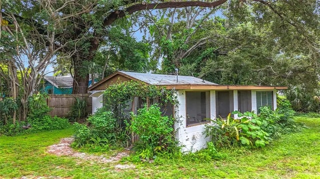 4900 Harding Road N, ST PETERSBURG