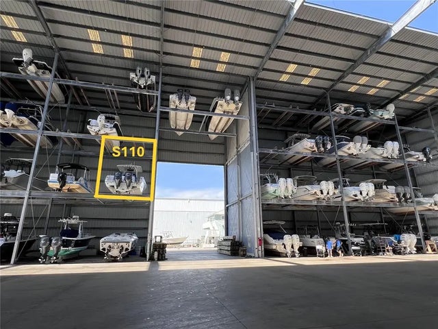 100 Circuit Road S110, NOKOMIS