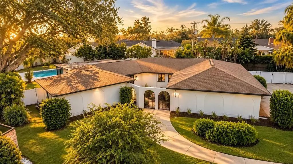 10309 Reclinata Lane, TAMPA