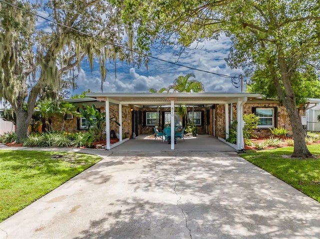 820 Blue Heron Boulevard, RUSKIN