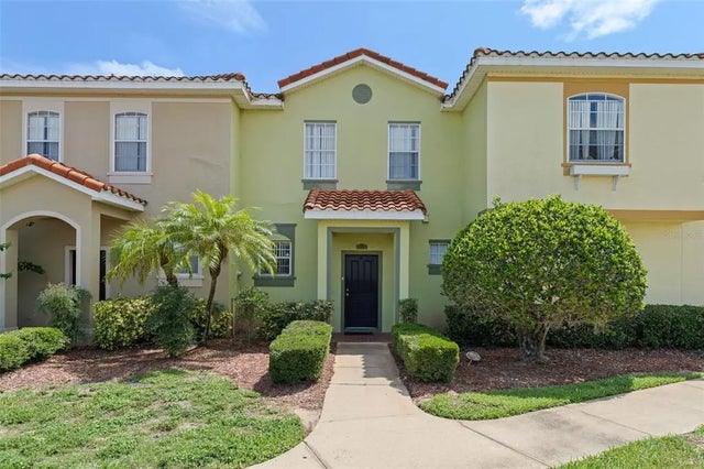 214 Monroe Circle, DAVENPORT