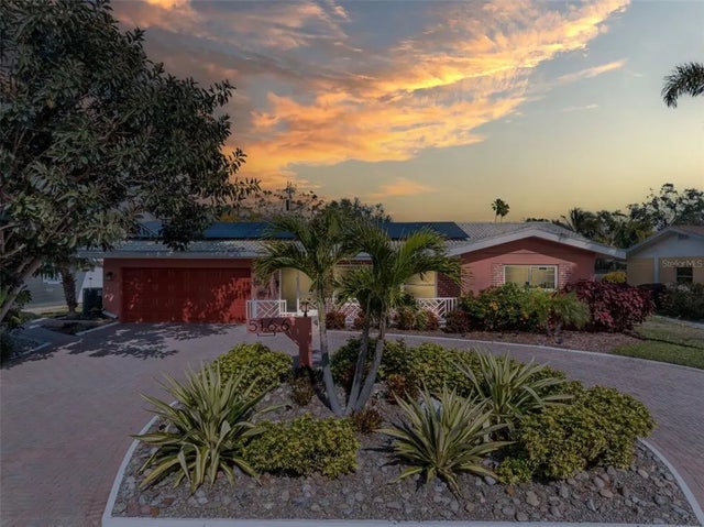 5166 39th Street S, ST PETERSBURG