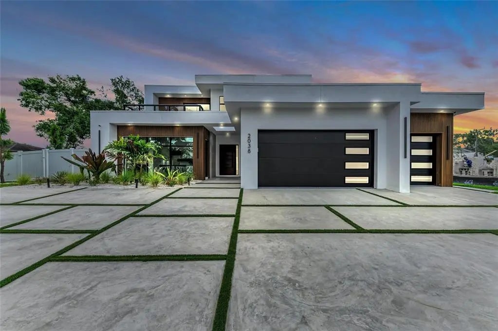 2038 Datura Street