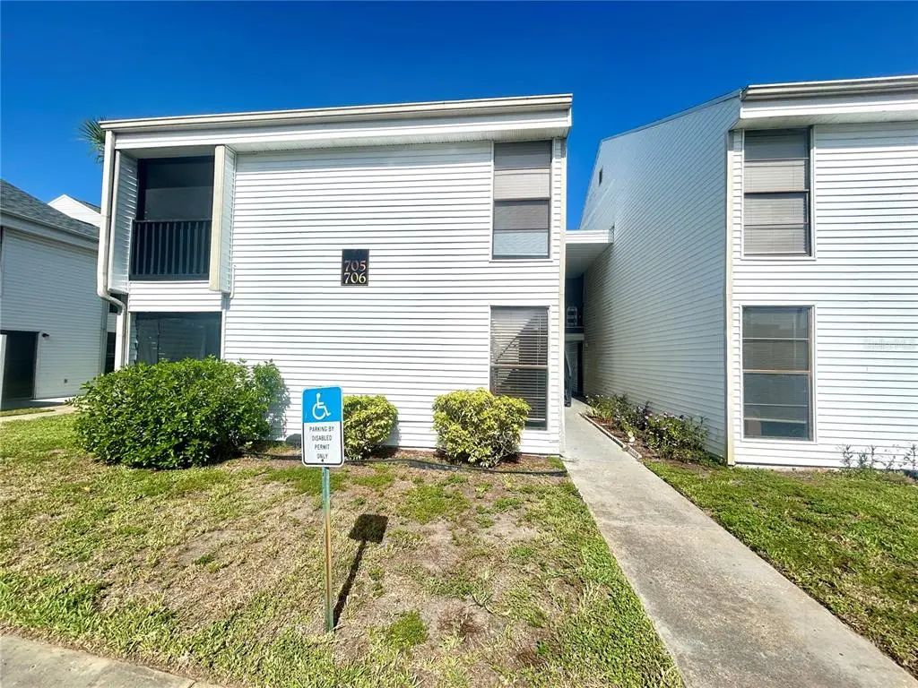 705 Haven Place 705, TARPON SPRINGS