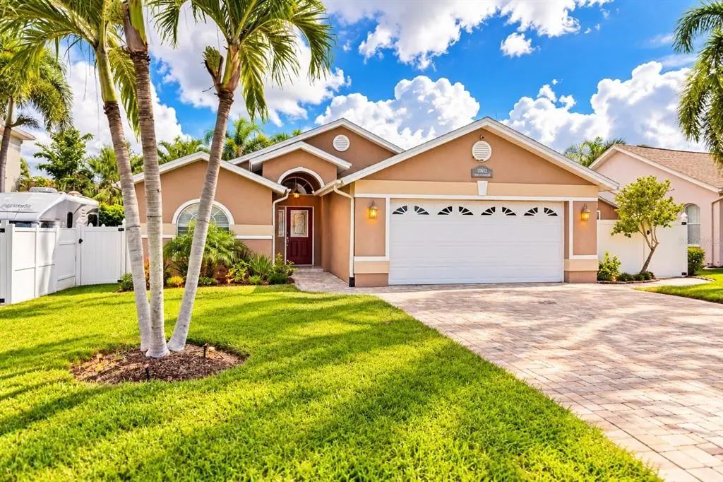10612 Lake Vista Drive, SEMINOLE