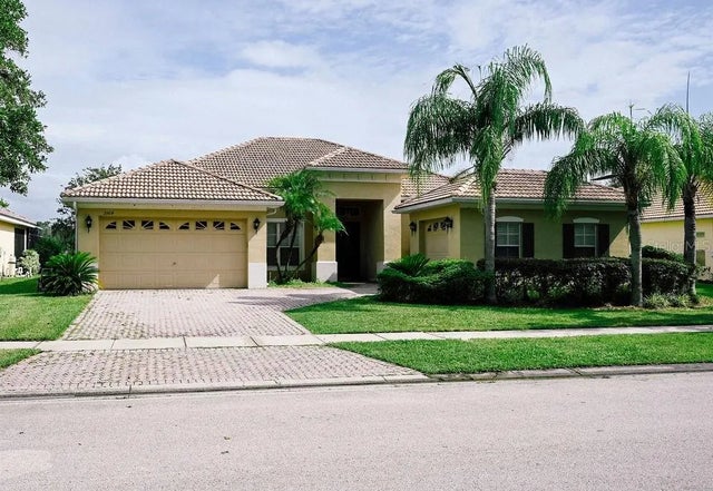 3504 Shorewood Drive, KISSIMMEE