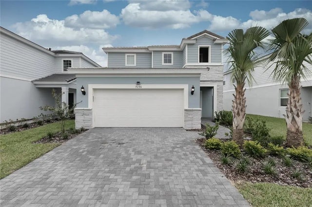 7376 Oakmoss Loop, DAVENPORT