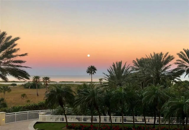 1200 Gulf Boulevard 204, CLEARWATER BEACH