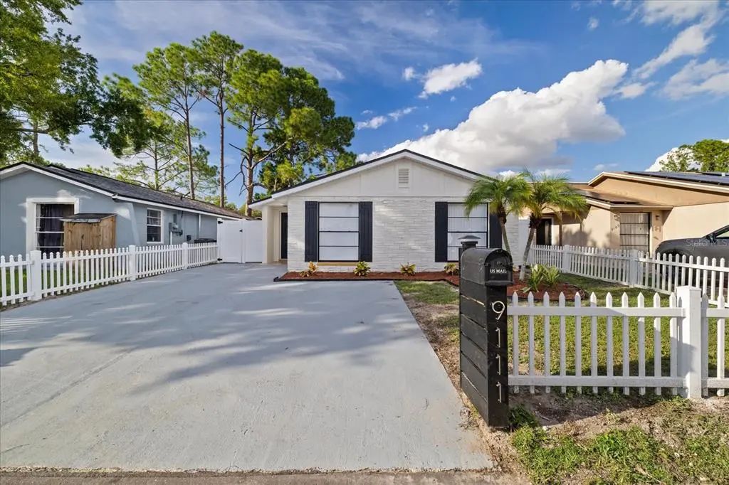 9111 Suffield Court, TAMPA