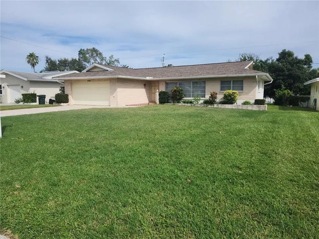 1800 Kay Drive, LARGO