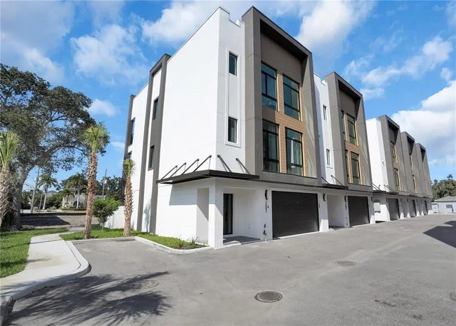3002 W Platt 6, TAMPA