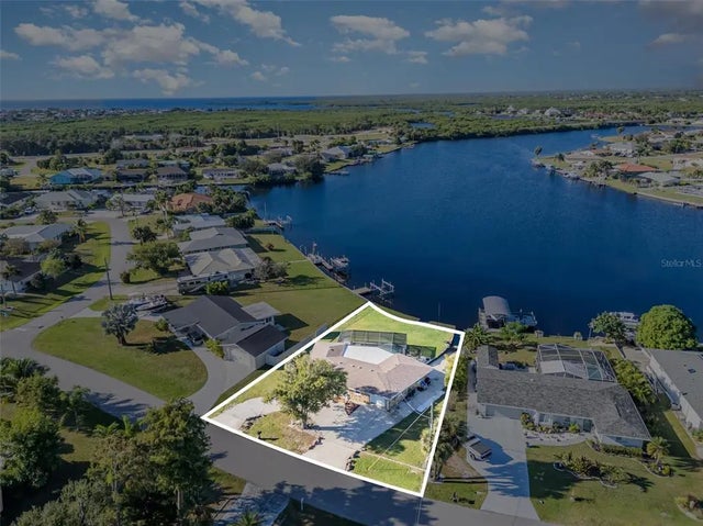 3435 Pinetree Street, PORT CHARLOTTE