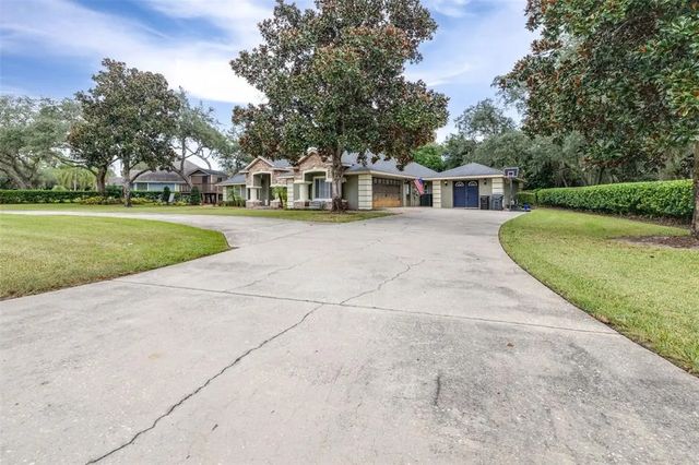 86 Pine Forest Lane, HAINES CITY